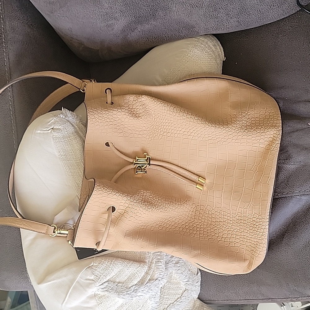 NWT oversized bucket bag